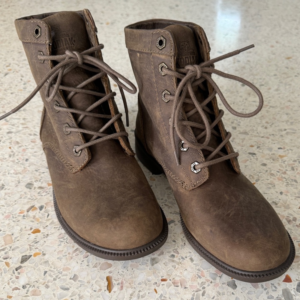 Kodiak Women's Original All Season Waterproof Boots - Size 9